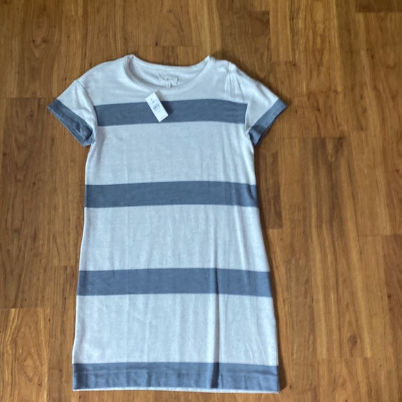 LOFT Dresses & Skirts - BNWT LOFT LOU & GREY striped shirt sleeve dress